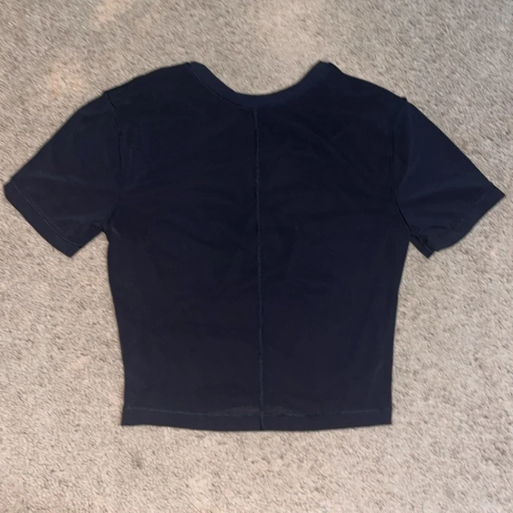 Lululemon Lightweight Mesh Reversible Yoga T-Shirt‎ Sheer Short Sleeve Black 2
